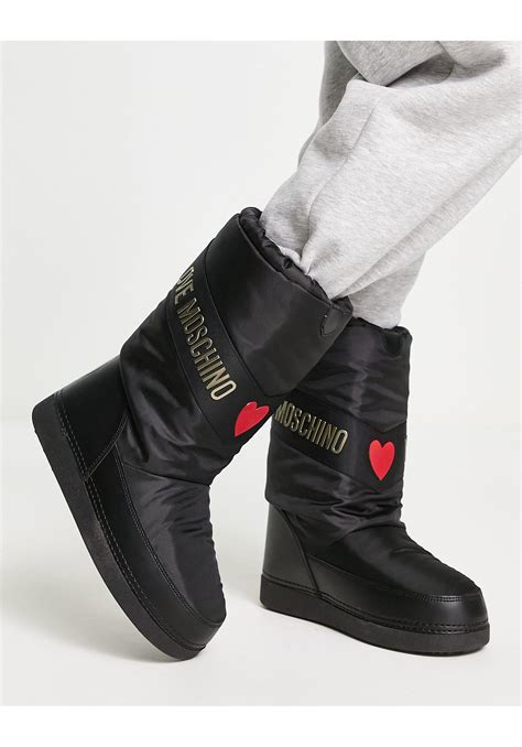 love moschino snow boots